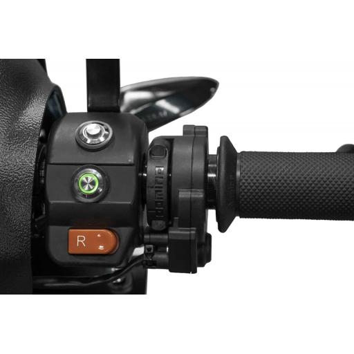 ECCity Model 3 Electric Motorcycle Throttle.jpg