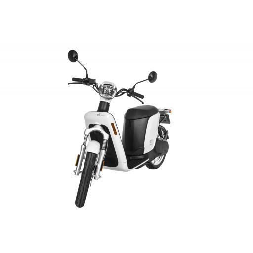 Askoll ES Pro White Front View.jpg