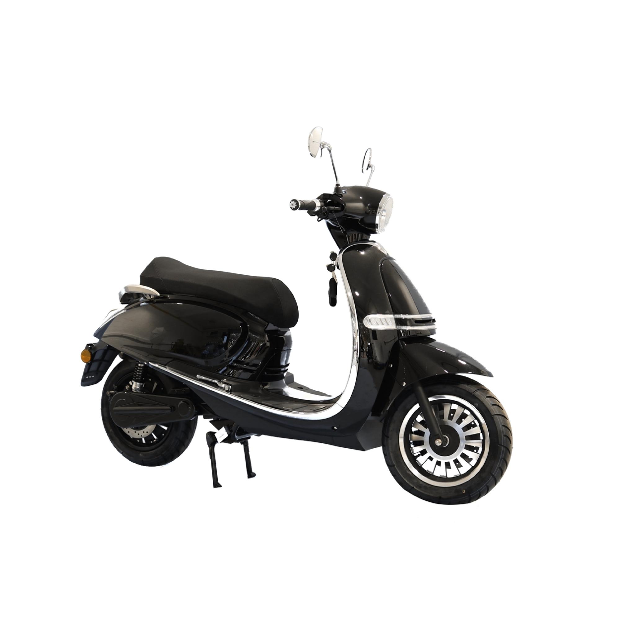 ThElMoco Ultra 4kw 50mph electric moped 50 mile range