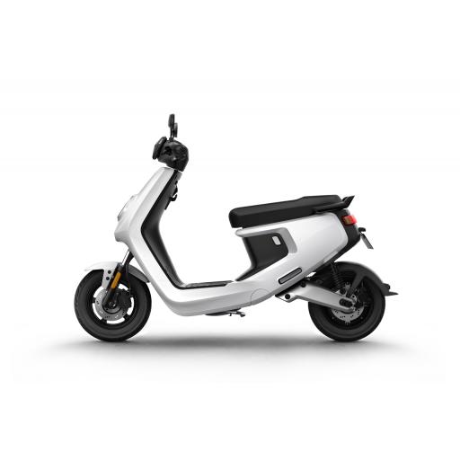 MQi+ Sport Electric Moped White Left 1280 x 853