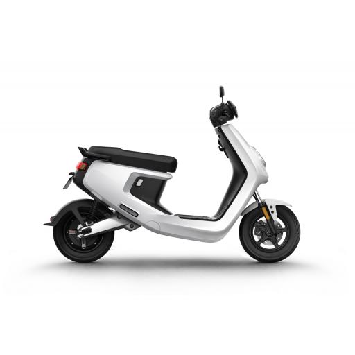 MQi+ Sport Electric Moped White Right 1280 x 853