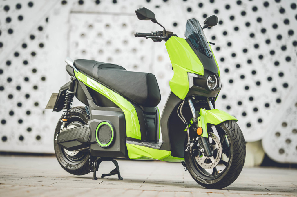 Electric Mopeds Electric Motorbikes And Motorcycles Uk Green