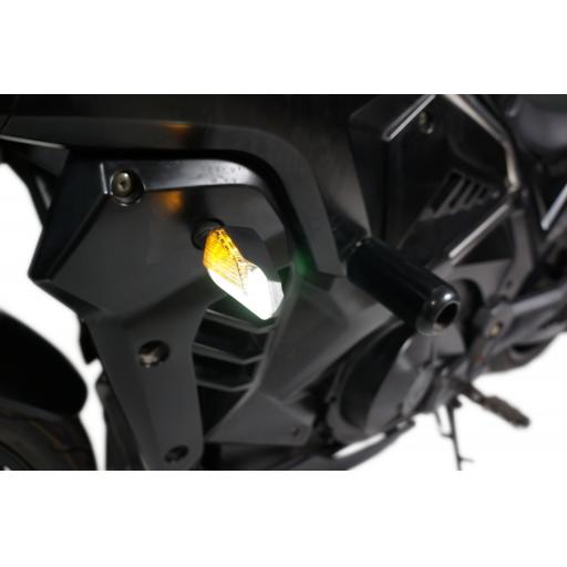 Macrais Z8x Electric Motorcycle Lights.jpg