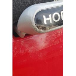 Horwin EK3 Red Left Grab Rail.jpg
