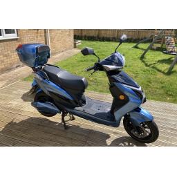 Thelmoco Xtra Electric Moped - Front Right.jpg