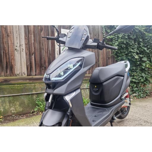 MGB E4 Electric Moped Grey - Front Left Detail.jpg
