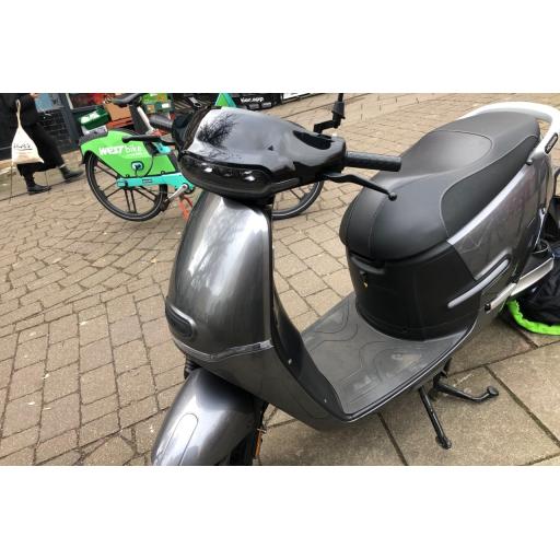 Horwin EK3 Electric Scooter 1.jpg