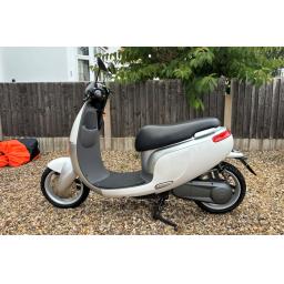 Ecooter Electric Scooter 4.jpg