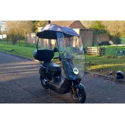 Niu NQi Black Electric Moped.jpg