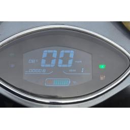 Ex-Demo EV2000r Electric Moped (2).jpg