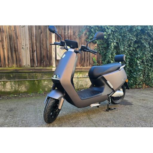 Yade G5 Electric Moped - Grey (6).jpg